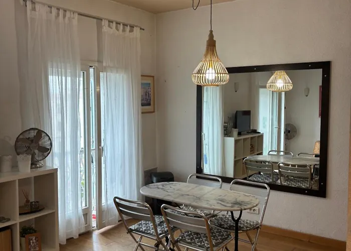 Apartament 1er Consul *
